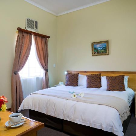 The Elegant Lodge Menlo Park Pretoria Exterior photo